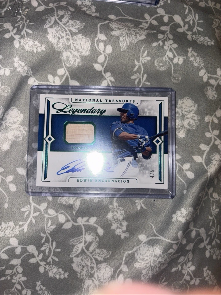 2024 National Treasures Edwin Encarnación Auto Bat Relic/5 LLS-EE SSP Blue Jays Foto 1 de 3