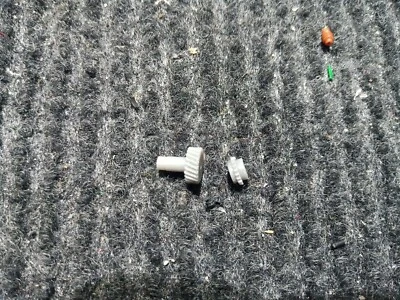 Spur N An-und Abtriebsritzel Roco VT 11.5 TEE gerad/schrägverzahnt - Bild 1 von 3