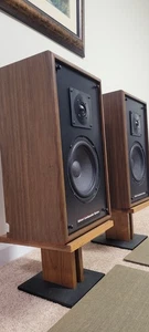 Advent 3002 Speakers (Pair), Re-foamed Woofers. Tested, Working. Nice Shape! - Picture 1 of 15