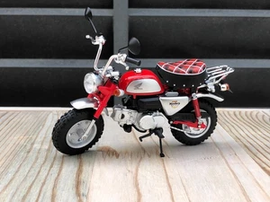 AOSHIMA 1/12 Scale Honda Monkey Z50 2009 Red Motorcycle Diecast Model Toy Gift - Picture 1 of 7