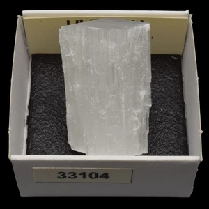 ULEXITA Fibrosa (Boron, Kern Co., California, USA) #33104 / Ulexite - Picture 1 of 1