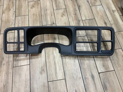 03-06 SILVERADO SIERRA TABLERO RADIO EMBELLECEDOR BISEL PELTRE OSCURO 2 DIN LIMPIO BONITO FABRICANTE DE EQUIPOS ORIGINALES ✅ Foto 1 de 4