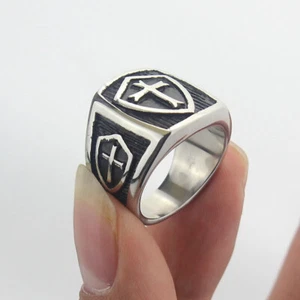 Anillo cruzado escudo color plata para hombre anillo de motociclista de acero inoxidable joyería de moda - Imagen 1 de 6