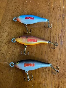 3 Portachiavi Esca Pesca Vintage Rapala con GANCI INVECE - Foto 1 di 4