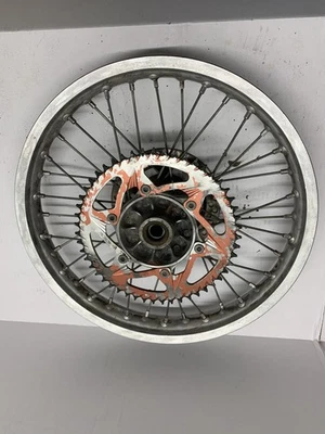 Conjunto de llanta de cubo de rueda trasera Suzuki RM 125 RM 250 1998 Foto 1 de 4