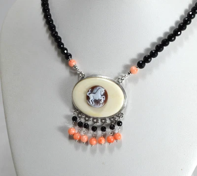 COLLANA  ARGENTO 925  CAMMEO OSSO ONICE E CORALLO ROSA CILINDRI        AGLN 0288 - Immagine 1 di 4