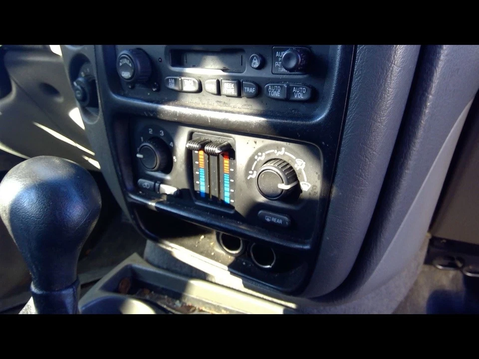 Temperature Control Front Manual Opt CJ3 ID 10395426 Fits 03-09 ENVOY 615620 - Image 1 of 1