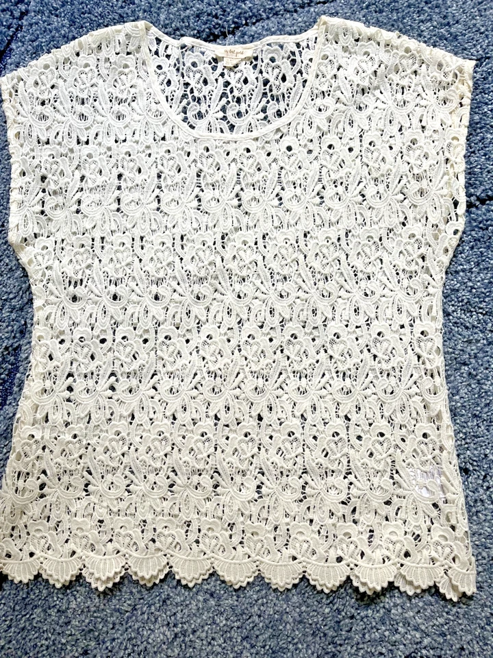 Top clássico feminino tribal dourado poliéster renda floral com mangas de gorro tamanho G - Imagem 1 de 2