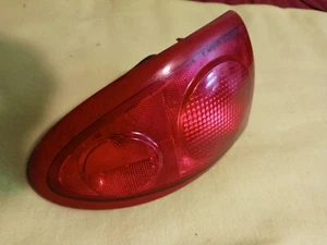 03 04 05 CHEVROLET CAVALIER 4DR DRIVER SIDE TAIL LIGHT - Bild 1 von 3
