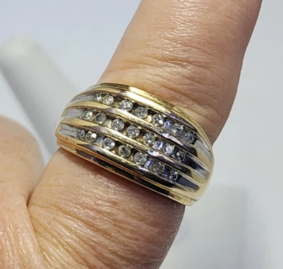 Anillo de diamantes de oro amarillo de 10 quilates para hombre 7,9 g peso talla 11 Foto 1 de 4
