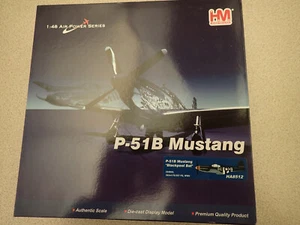 Murciélago Mustang Blackpool Hobbymaster HA8512 1:48 P51B intacto Segunda Guerra Mundial - Imagen 1 de 22