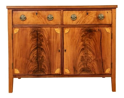 Антикварный американский двухдверный шкаф со стеклянным верхом на заказ   - Изображение 1 из 4