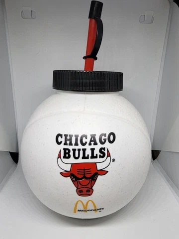 Chicago Bulls McDonalds Promo Basketball Sports Water Bottle with Straw and Lid Cover