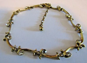 Vintage hübsches verziertes goldfarbenes & Strass 8" Armband Avon? - Bild 1 von 4