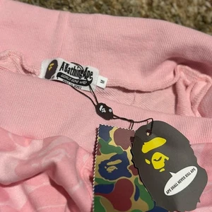 BAPE x INTER MIAMI CF CAMO SWEAT SHORTS - Bild 1 von 7