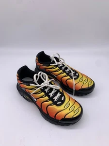 Nike Air Max Plus BV7426-001 Nero Arancione Rosso GS Taglia 7 - Usate - Foto 1 di 4