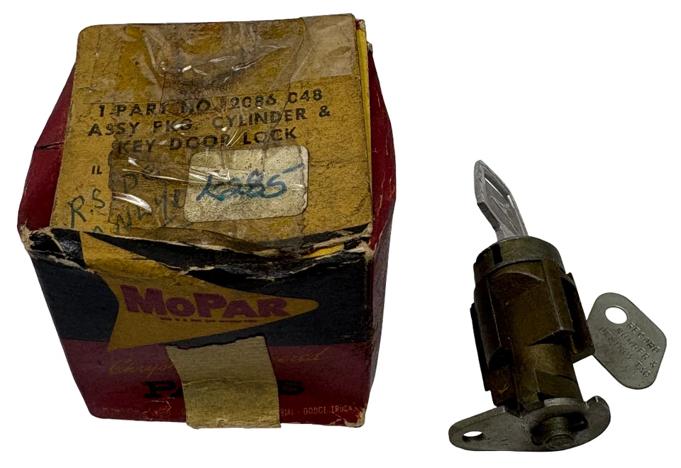 Nuevo juego de llaves y cilindros de cerradura de puerta de stock antiguo para modelos Mopar 1960-64 #2086048 Foto 1 de 1
