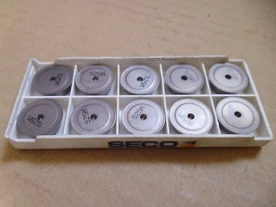 SECO REHR 1605  MOT-M14 16mm Dia Radius Cutter Insert. - Image 1 of 3