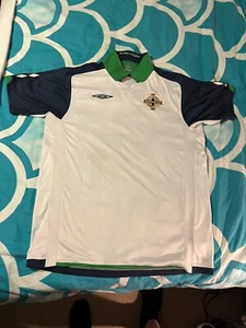 Northern Ireland Away Jersey 2009-2010 Size Large. - Picture 1 of 2