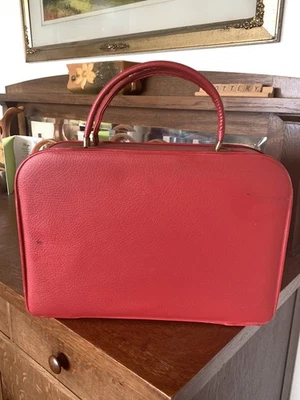 TOLIN Handbag 1960s Rare RED Made USA Double Handle Vintage Mid Century Modern - Image 1 of 4