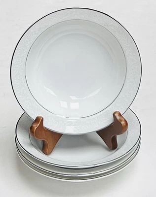 Juego de 4 cuencos Grace FINE CHINA CONCERTO 5,5"~Blanco/Flores/Adorno plateado~¡NUEVO! Foto 1 de 4