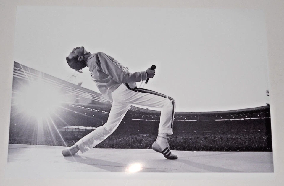 Large Freddie Mercury Queen on Stage '86 Wembley "Rock God" Poster 19"x13" - Image 1 of 1