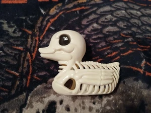 NEU, Skelett Ente Halloween Dekor 5,5 Zoll x 4,25 Zoll - Bild 1 von 3