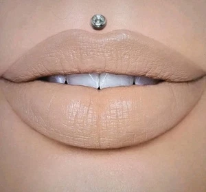 Rossetto liquido Jeffree Star Velour JEFFREE'S NUDES NUOVO con scatola - Foto 1 di 6
