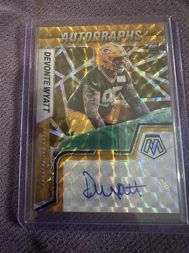 Devonte Wyatt Mosaic rookie Auto numbered 1/10 - Image 1 of 2