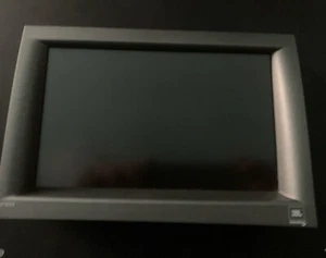 —- TOYOTA PRIUS ‘13 NAVIGATION SCREEN. — - Picture 1 of 4