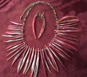 New-Iridescent Pink Mother of Pearl Shell Necklace & Earrings Set -Jewelry - Picture 1 of 4