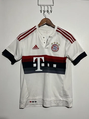 Authentic Bayern Munchen Munich Size L Youth Away Soccer Jersey Shirt 2014-2015 Cover