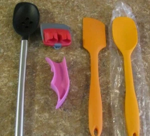 KITCHEN SET 5 Silicone Utensil Baking Cooking Spatula, Peelers, Slicer, Spoons - Picture 1 of 3
