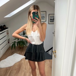Las mejores ofertas en Zara alta Mujer Piel Sintética Faldas | eBay