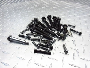 2016 11-16 TRIUMPH SPEED TRIPLE 1050 MISC HARDWARE ENGINE BOLTS SCREWS OEM - Picture 1 of 8