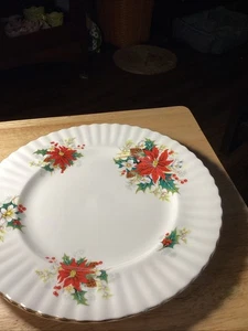 "3 platos de cena Royal Albert Bone China Poinsettia 10-3/8"" hechos en Inglaterra, como nuevos C. - Imagen 1 de 11