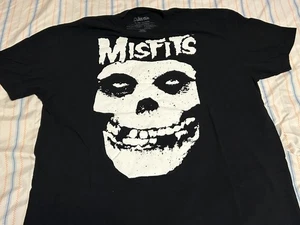 Misfits - Classic Logo w/Skull  T-Shirt - Men's XL PUNK HORROR Danzig Samhain # - Bild 1 von 3