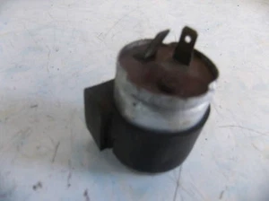 HONDA VT250 F indicator relay - Picture 1 of 1