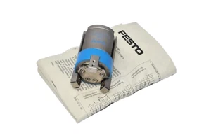 FESTO HGD-32-A Three-point gripper 161837 - Picture 1 of 6