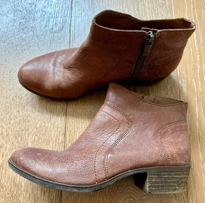 Lucky Brand | Botines de cuero marrón al tobillo Breck para mujer | Talla 7,5 - Imagen 1 de 7