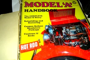 FORD MODEL A MANUEL MAGAZINE PETERSEN ET HOTROD TOUS MODÈLES A VOITURES - Photo 1/11