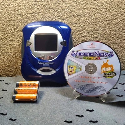 Reproductor de video personal Video Now 2004 color; azul con Bob Esponja probado y funcionando Foto 1 de 4