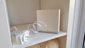 Telstra Smart WiFi Booster/Mesh Gen 2 Extender Wi-Fi Network Coverage M35H-MAP - Picture 1 of 17
