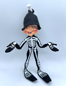Annalee Halloween Skeleton Costume 9" 2009 Open Mouth and Blue Eyes 301409