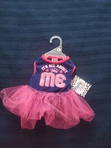 Simply Wag It's all about me Krone Diamanten Kleid Hunde - Small - Bild 1 von 2