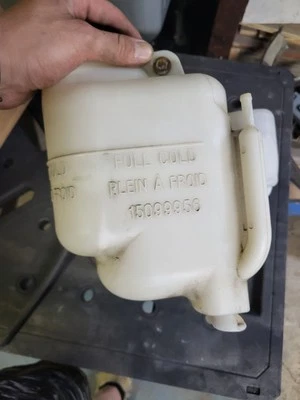 Chevrolet Colorado Canyon 2005 botella de depósito de refrigerante radiador 15099956 OEM Foto 1 de 4