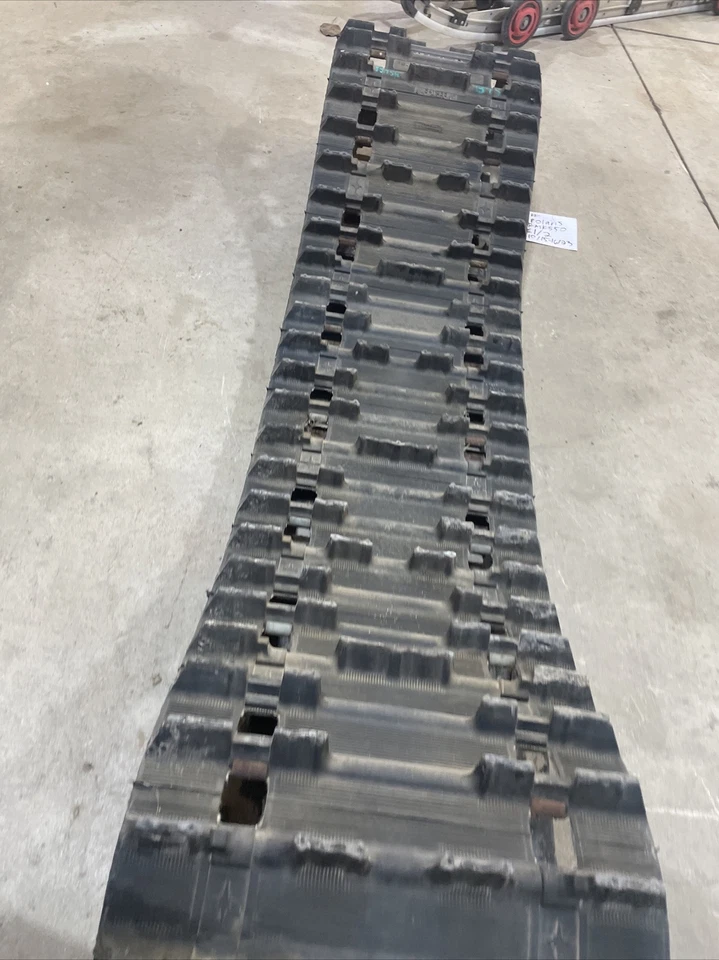 Polaris Track 136" X 1.25" 5411955 OEM 139sh Foto 1 de 4