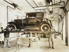 1930s Mechanik samochodowy Garaż Foto Plakat Druk, Vintage Retro Auto Repair Shop Sztuka