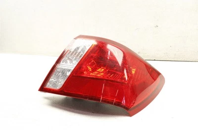 Conjunto de luz de freno trasera derecha pasajero Subaru WRX STI 2011 sedán 08-14 Foto 1 de 4