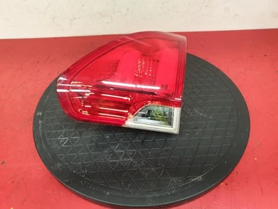 PEUGEOT 2008 LUZ TRASERA INTERIOR LADO CONDUCTOR OFFSIDE DERECHA 2014 5 PUERTAS HATCHBACK Foto 1 de 4